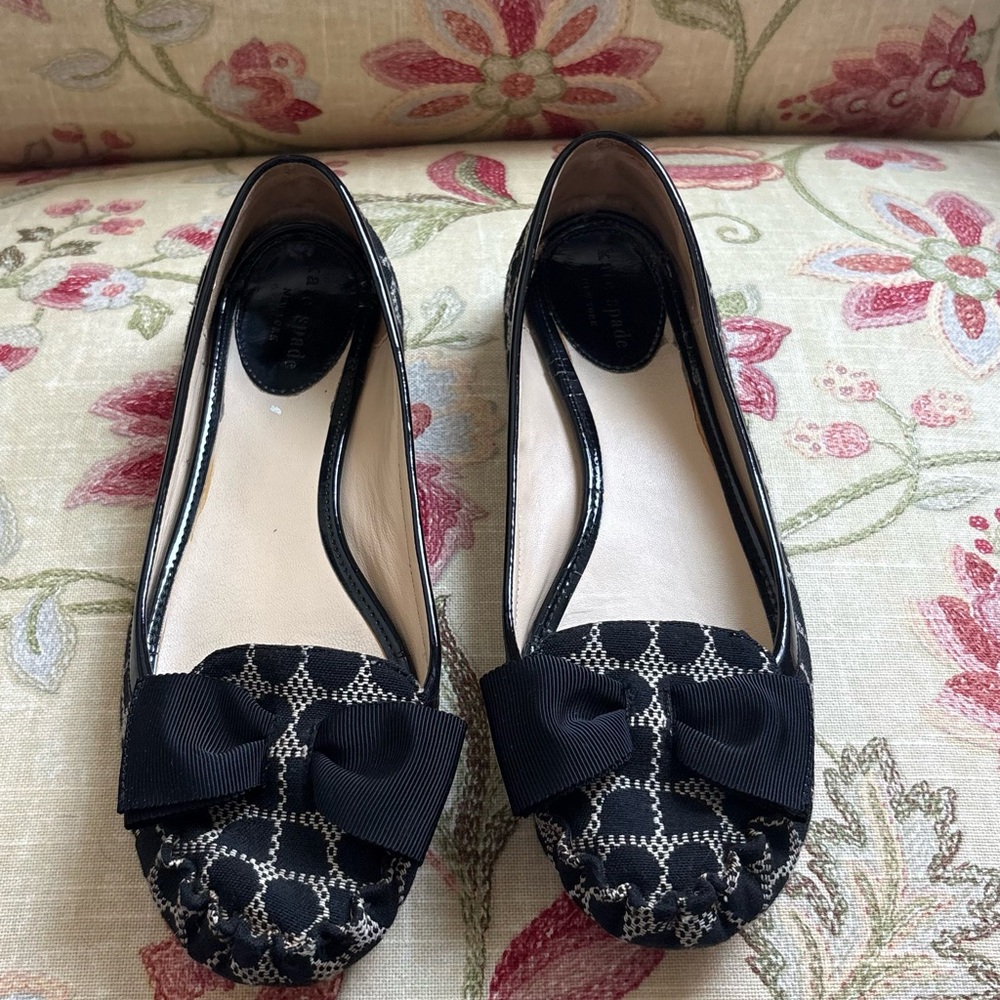 Kate Spade Black and Cream Patterned Flats